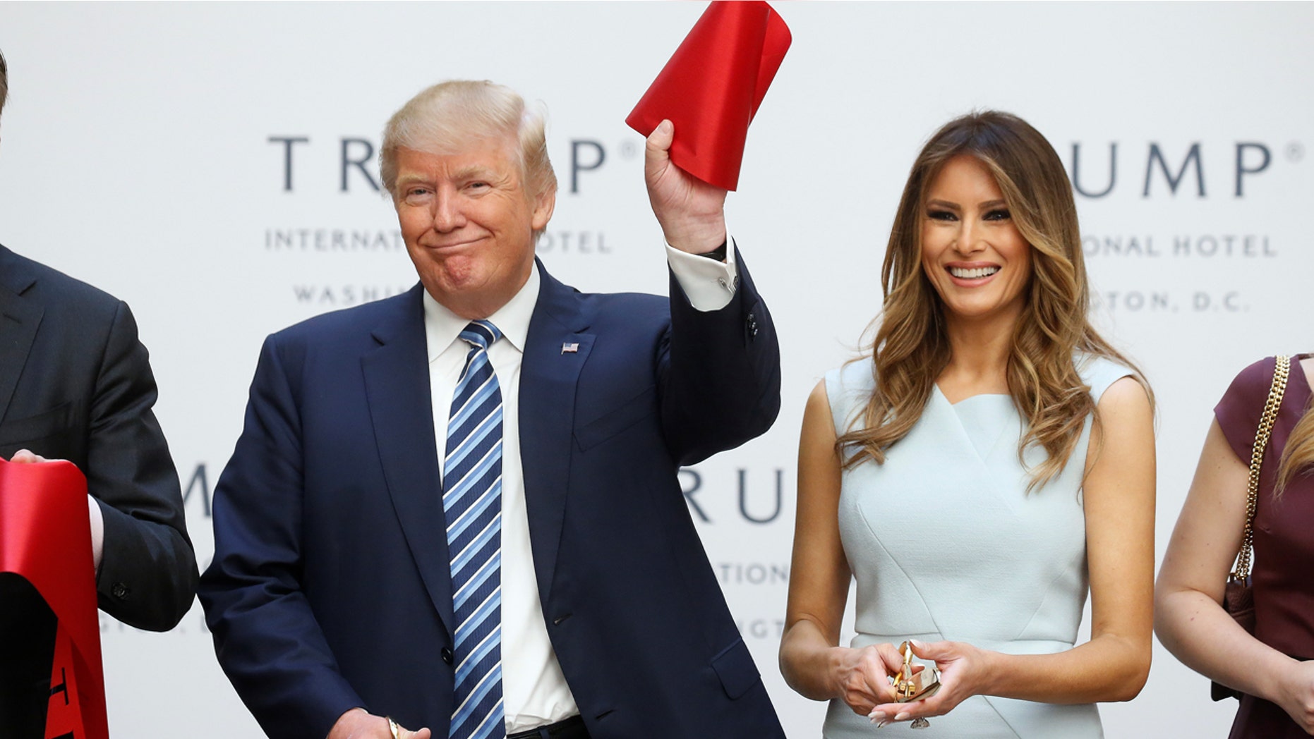 Republican presidential nominee Donald Trump cuts the ribbon at his Trump International hotel in Washington, Oct. 26, 2016. Daisuke Nakazawa, a protégé of legendary sushi chef Jiro Ono, will open a sushi restaurant at the property next year.