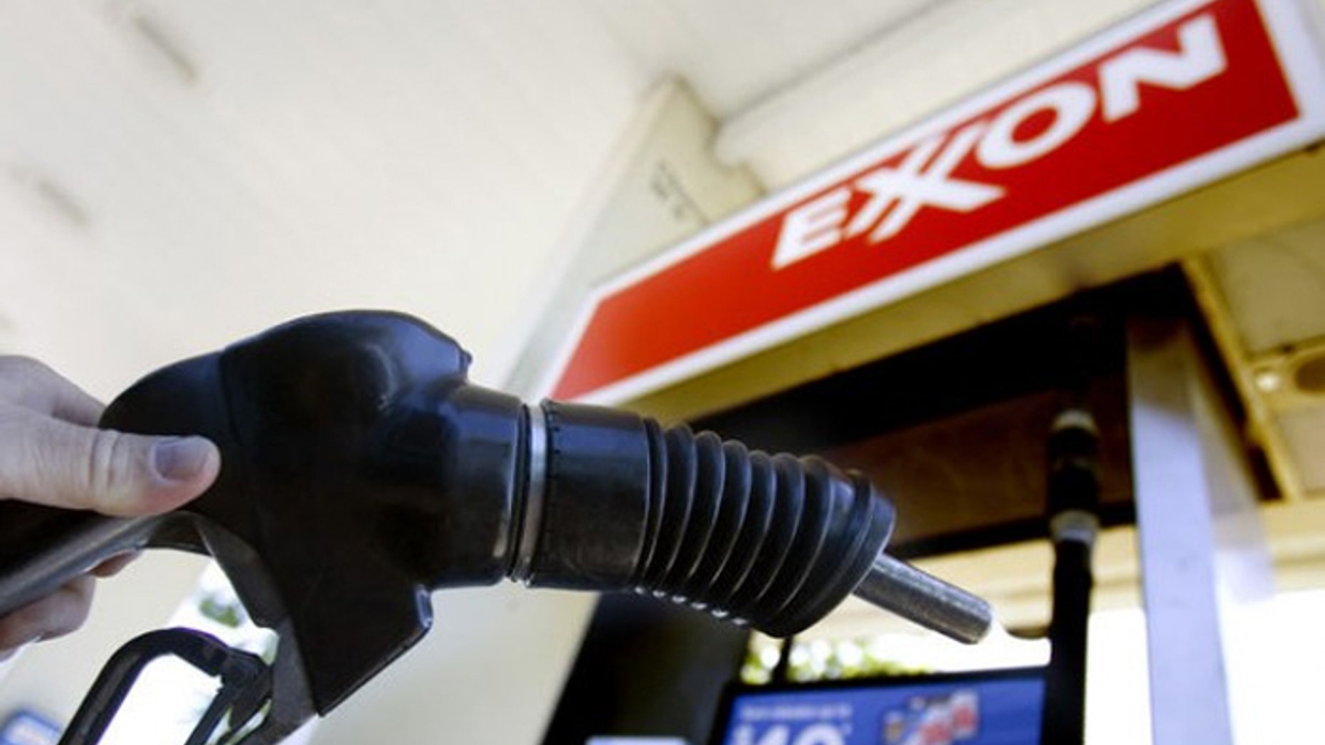 The energy giant is suspected of hiding memos that show it knew the dangers of global warming. (AP)