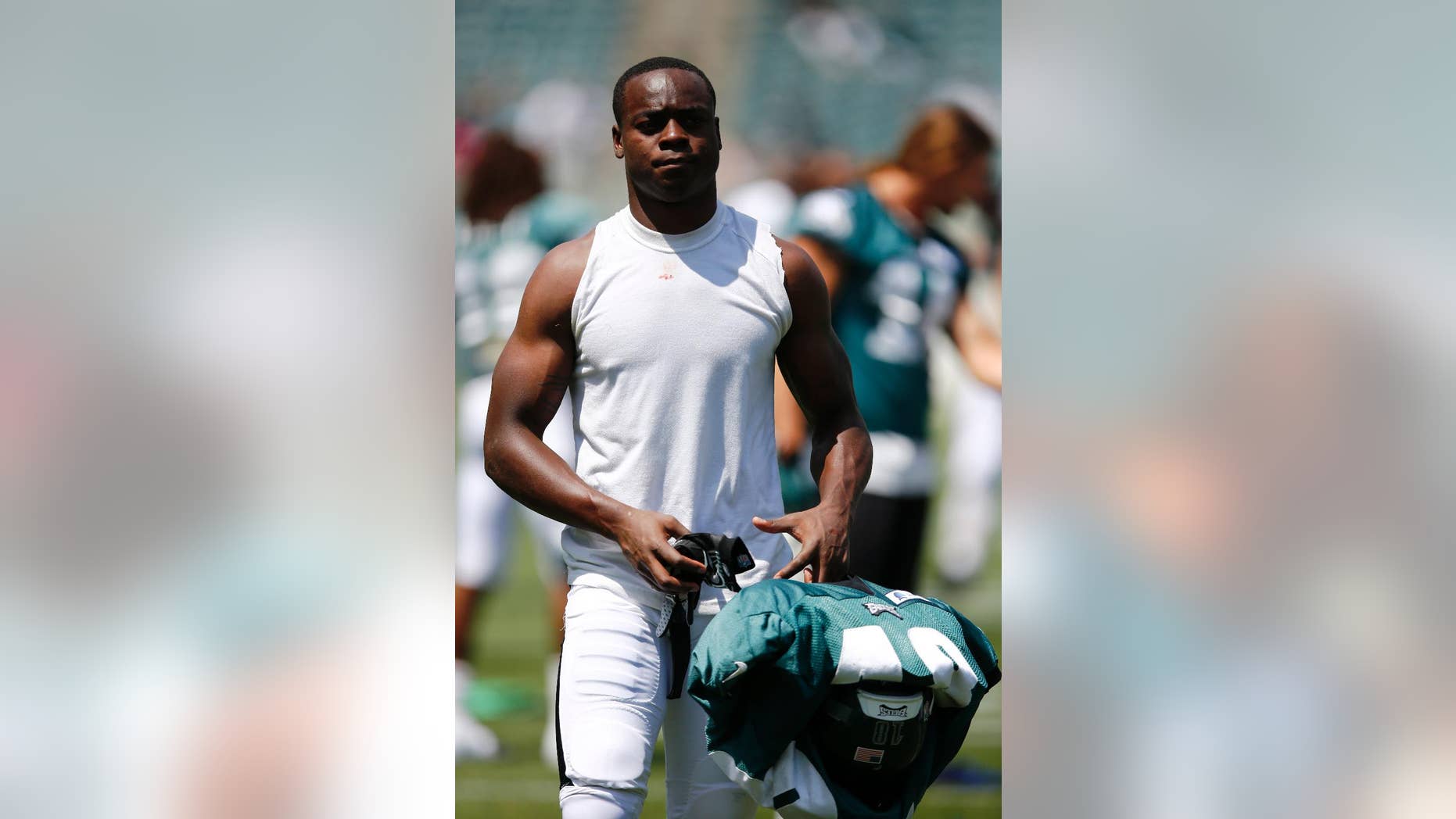 Philadelphia Eagles wide receiver Jeremy Maclin walks off the field after NFL football training camp Monday, July 28, 2014, in Philadelphia. (AP Photo/Matt Rourke)