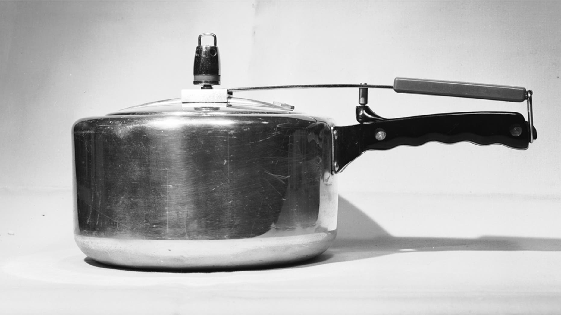 A Miami woman died after a pressure cooker blew up and severed her leg, according to media reports.