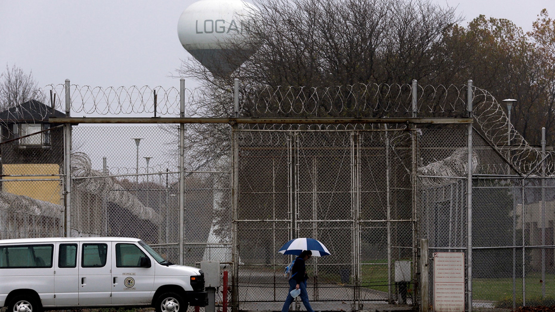 Study suggests Illinois women's prison disciplines inmates too harshly