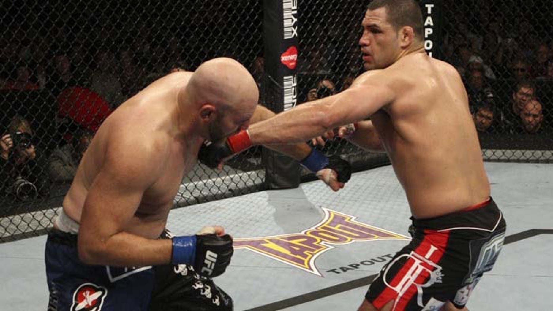 Cain Velasquez Looks To Finish Antonio Bigfoot Silva Again At Ufc 160 Fox News 