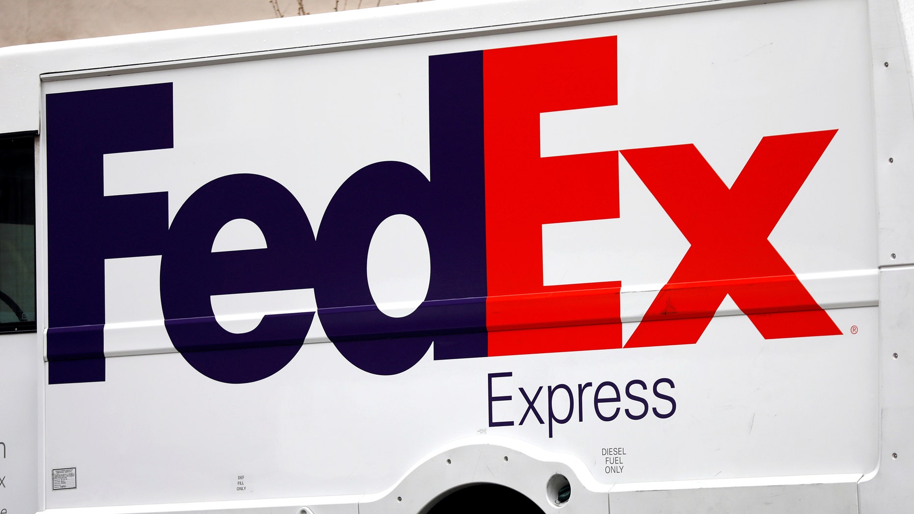 File photo - A FedEx delivery truck is pictured in Pasadena, Calif. U.S., March 21, 2017. (REUTERS/Mario Anzuoni)