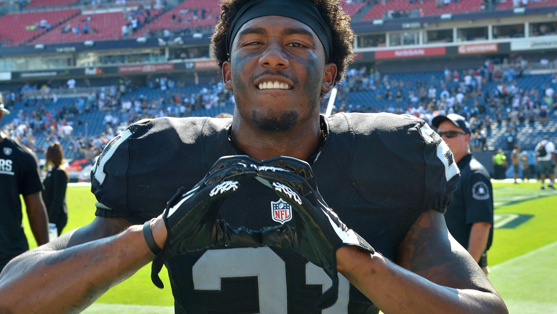 Oakland Raiders cornerback Sean Smith has been charged with assault and battery.