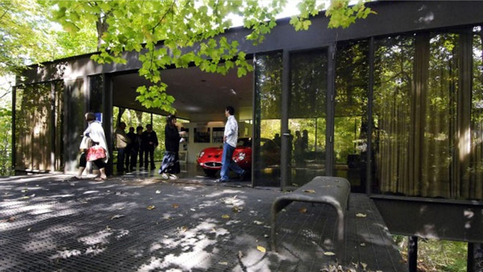 Visitors tour the pavilion in the back of the modernist home in Highland Park, Ill., that was featured in the movie “Ferris Bueller’s Day Off.”