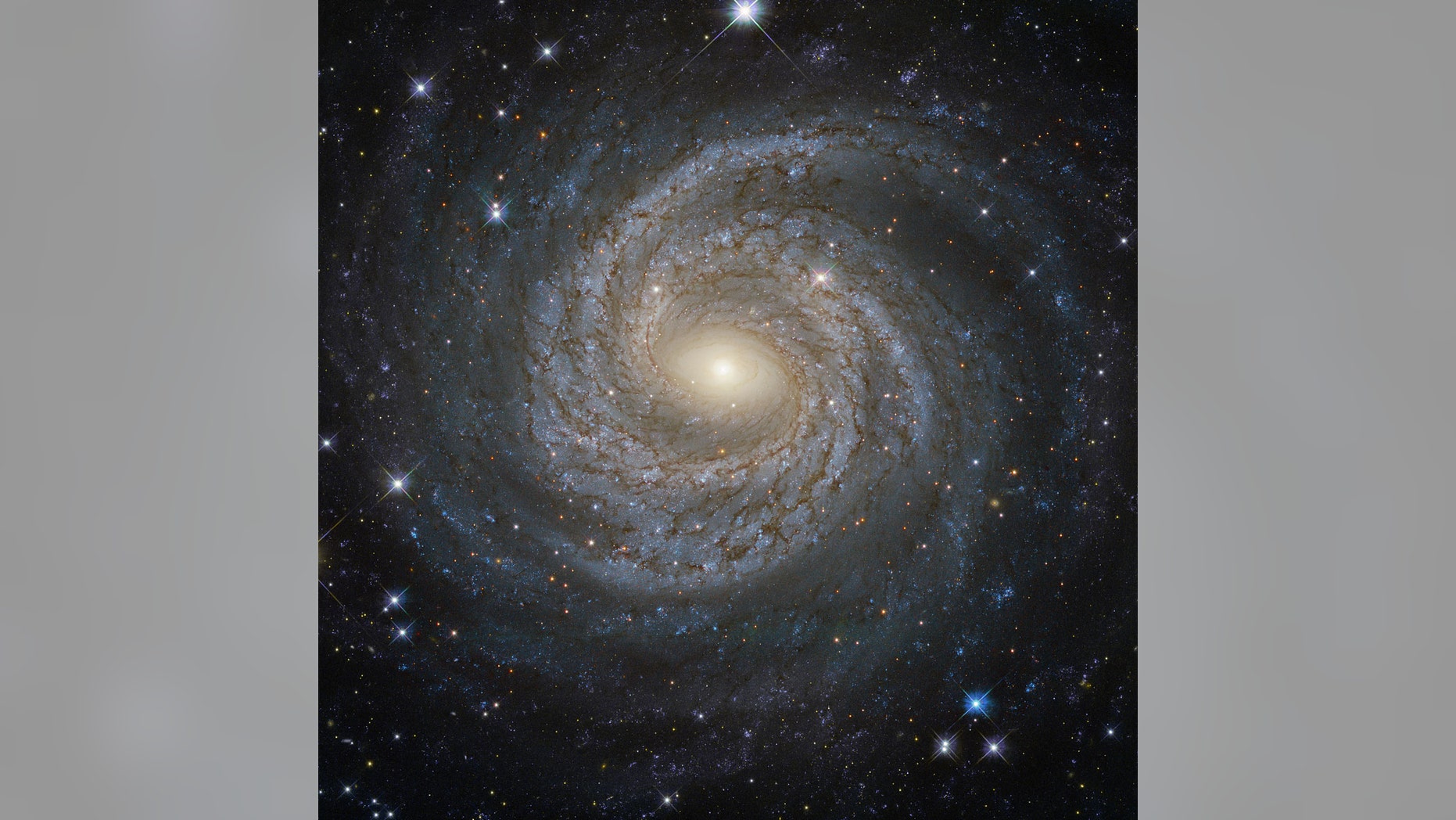 (ESA/Hubble & NASA)