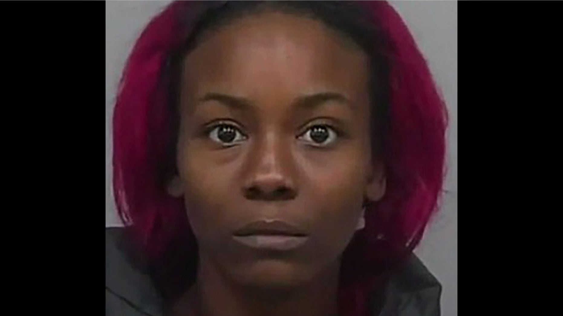 Bakari Shaquille Warren, 25, reportedly told Georgia police that she veered into oncoming traffic and hit a concrete pole on purpose.