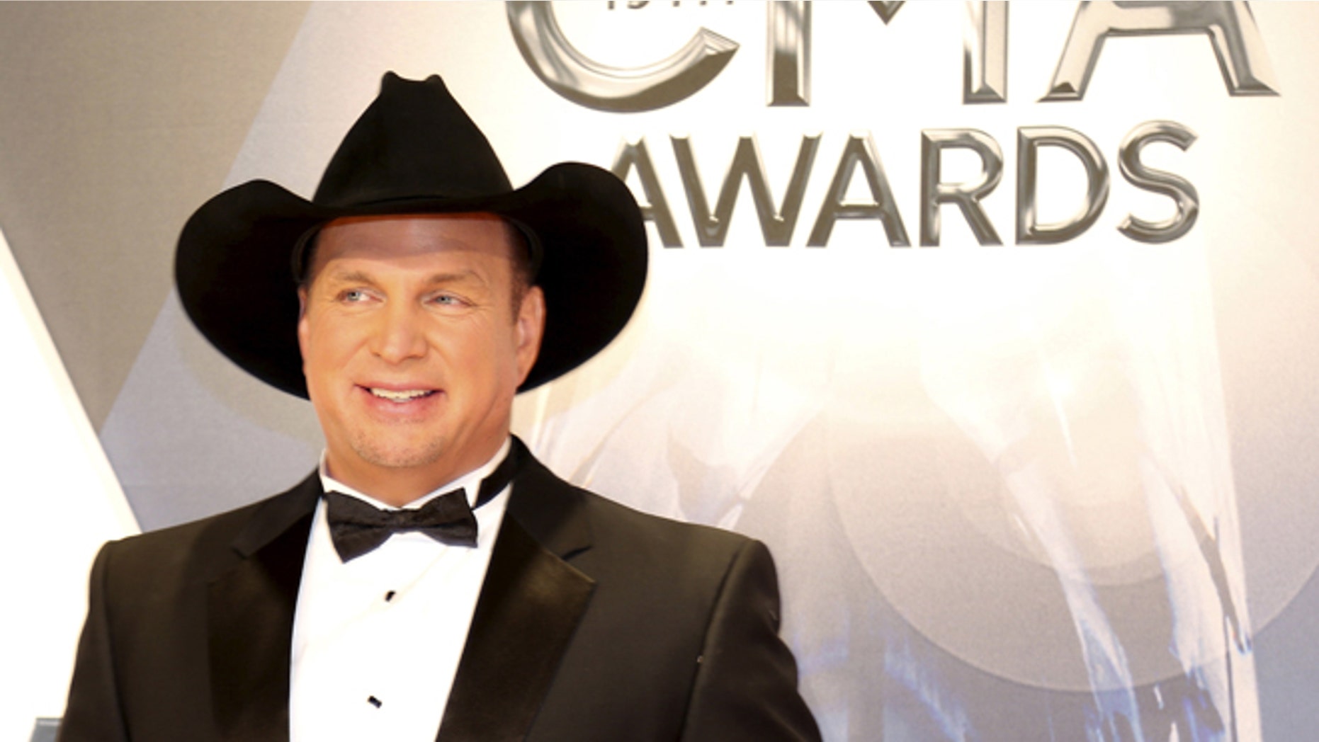 November 4, 2015. Garth Brooks arrives at the 49th Annual Country Music Association Awards in Nashville, Tennessee.