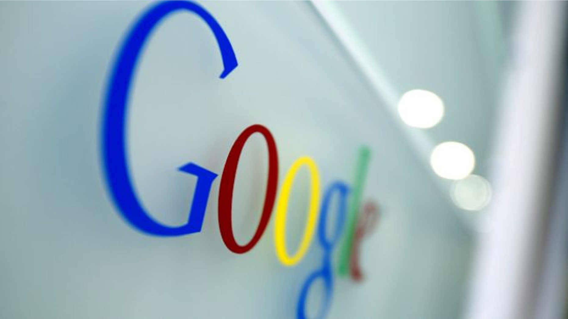 Google will blend email information into general search results.