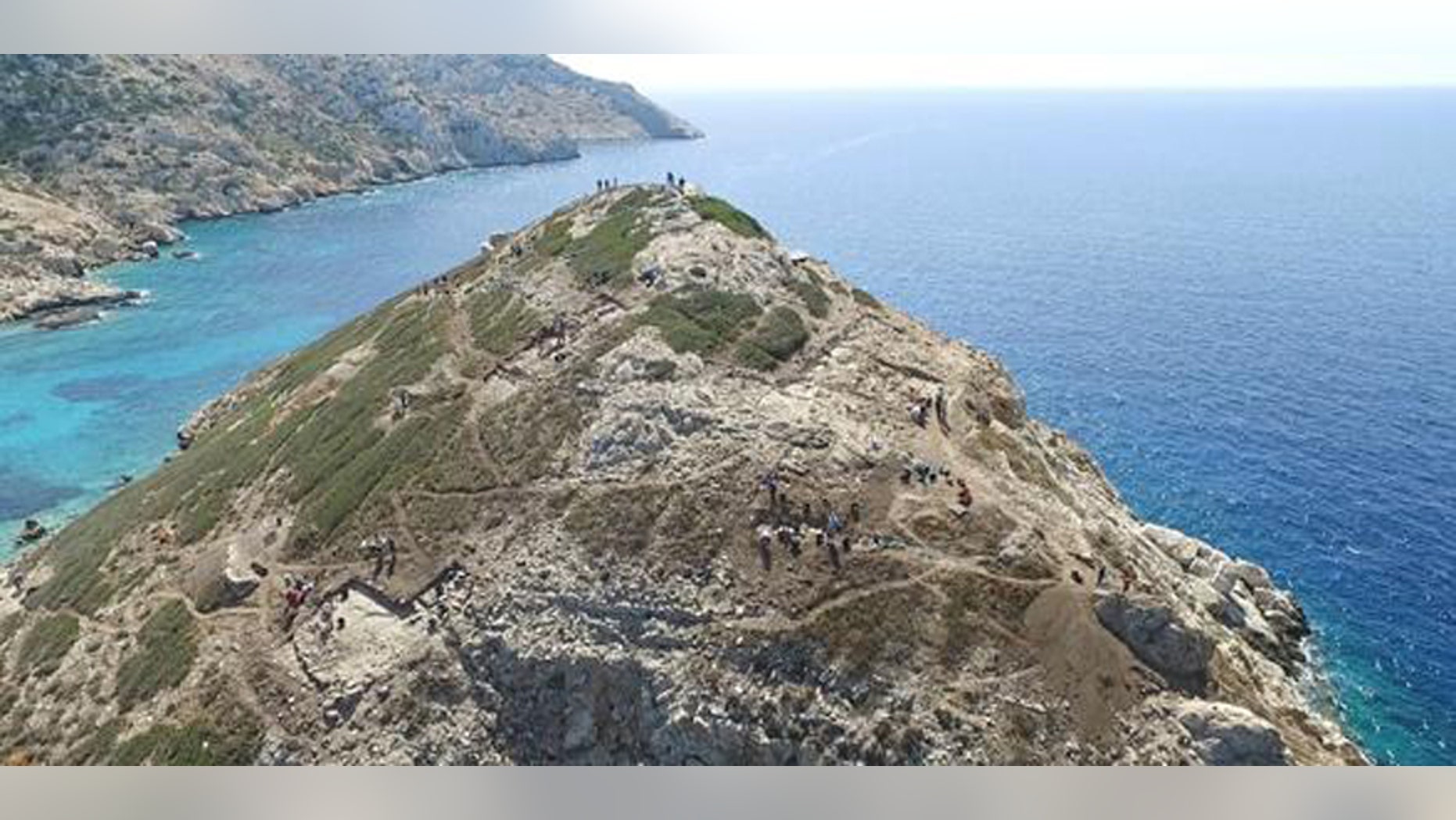 Excavations underway on Dhaskalio, off Keros. (Credit: Cambridge Keros Project)