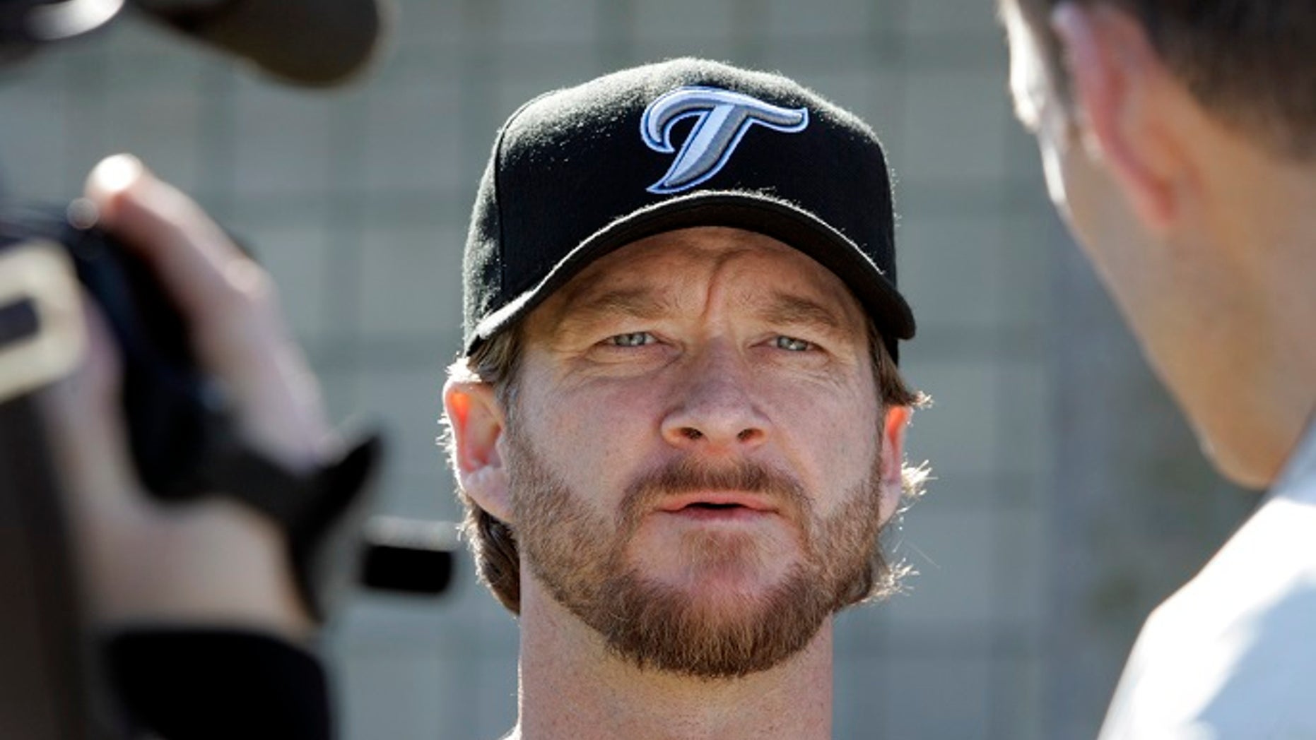 Toronto Blue Jays television analyst Gregg Zaun has been fired Thursday from Sportsnet for “inappropriate behavior and comments” toward female employees.
