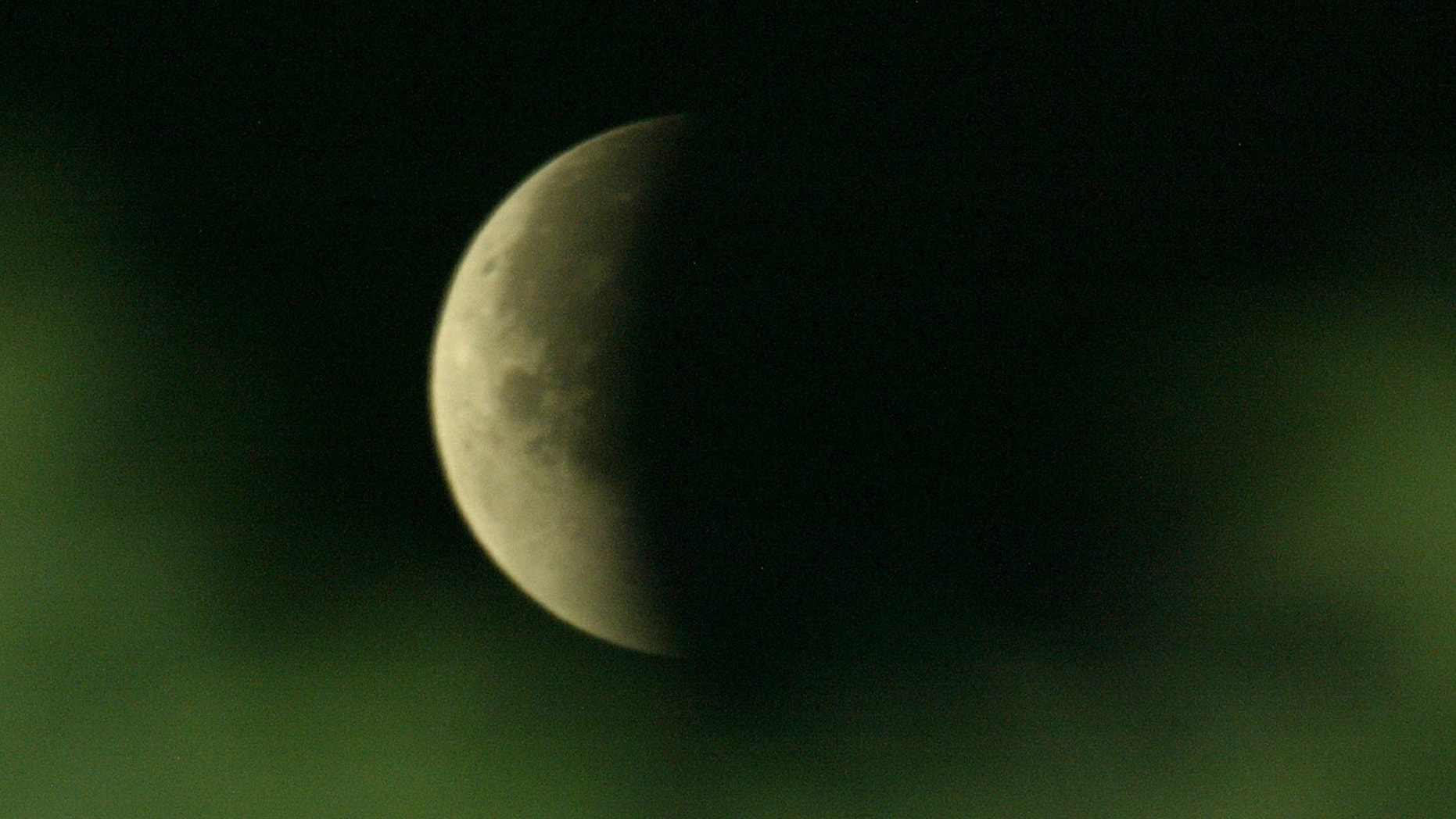 Claims that a green moon would be visible for the first time in 420 years on April 20 went viral on Facebook this week.