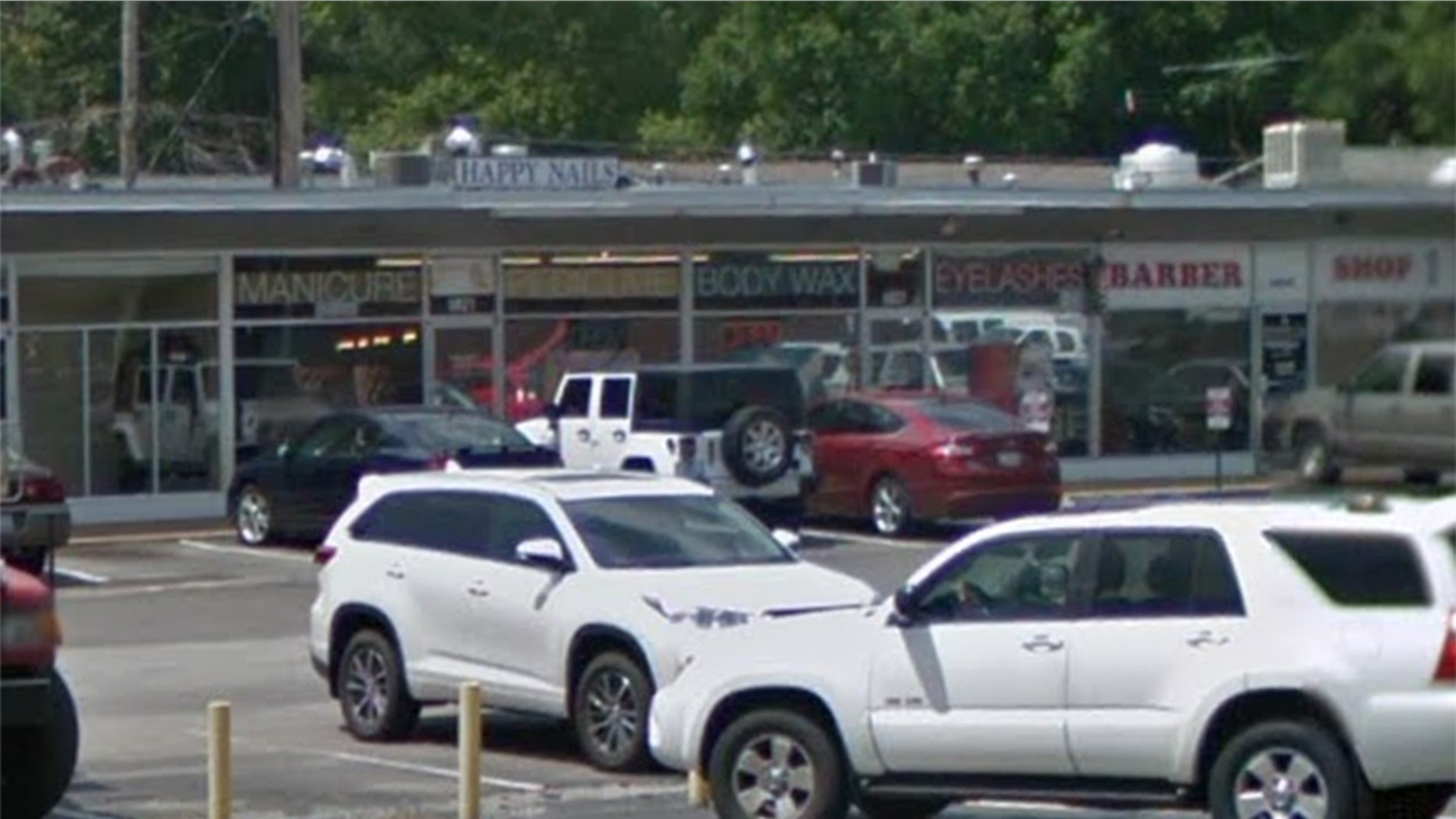 An unidentified customer returned to destroy a Missouri nail salon after she was upset about her manicure.