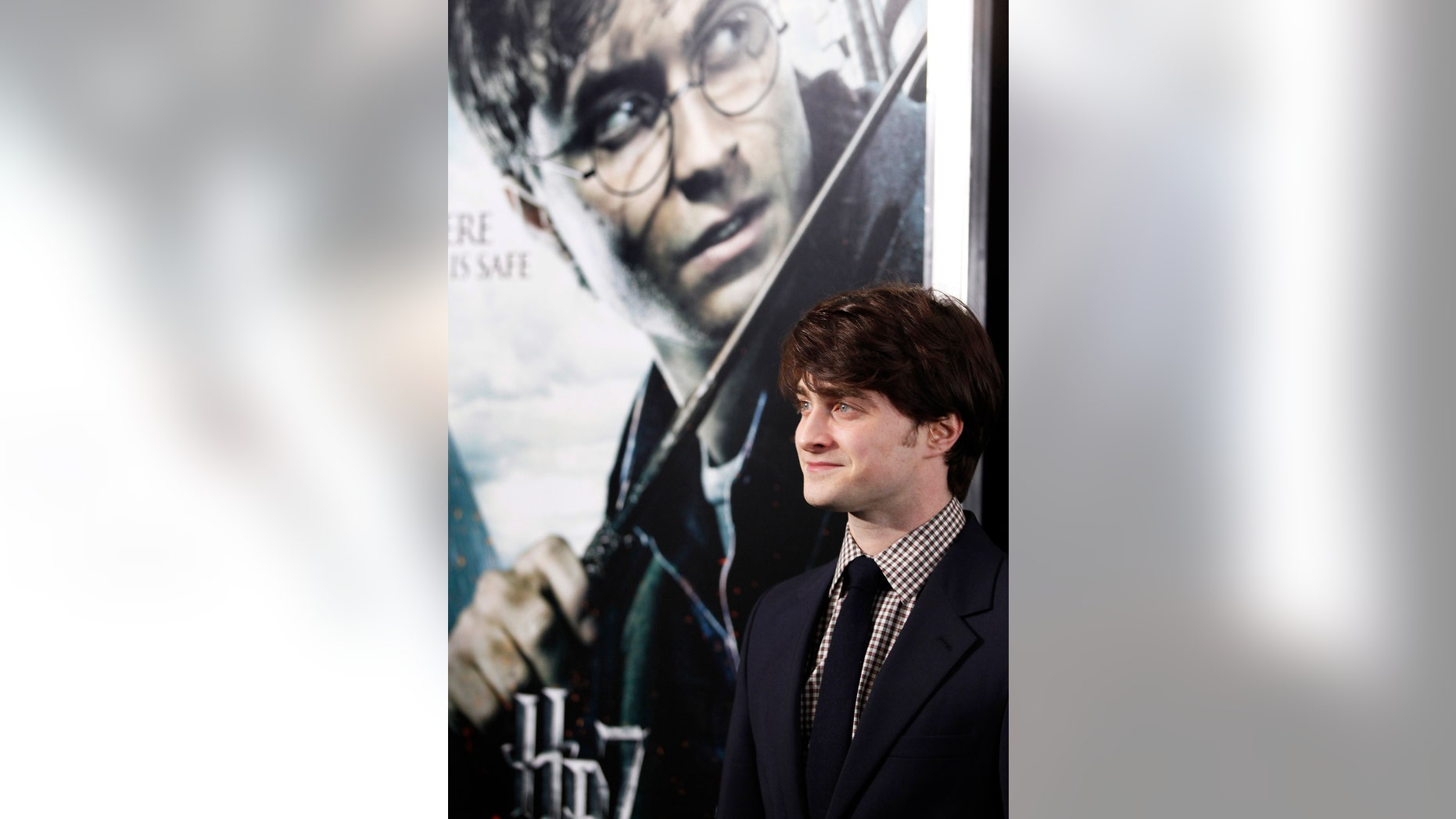 File photo - Actor Daniel Radcliffe poses at the premiere of "Harry Potter and the Deathly Hallows: Part 1" in New York Nov. 15, 2010. (REUTERS/Shannon Stapleton)
