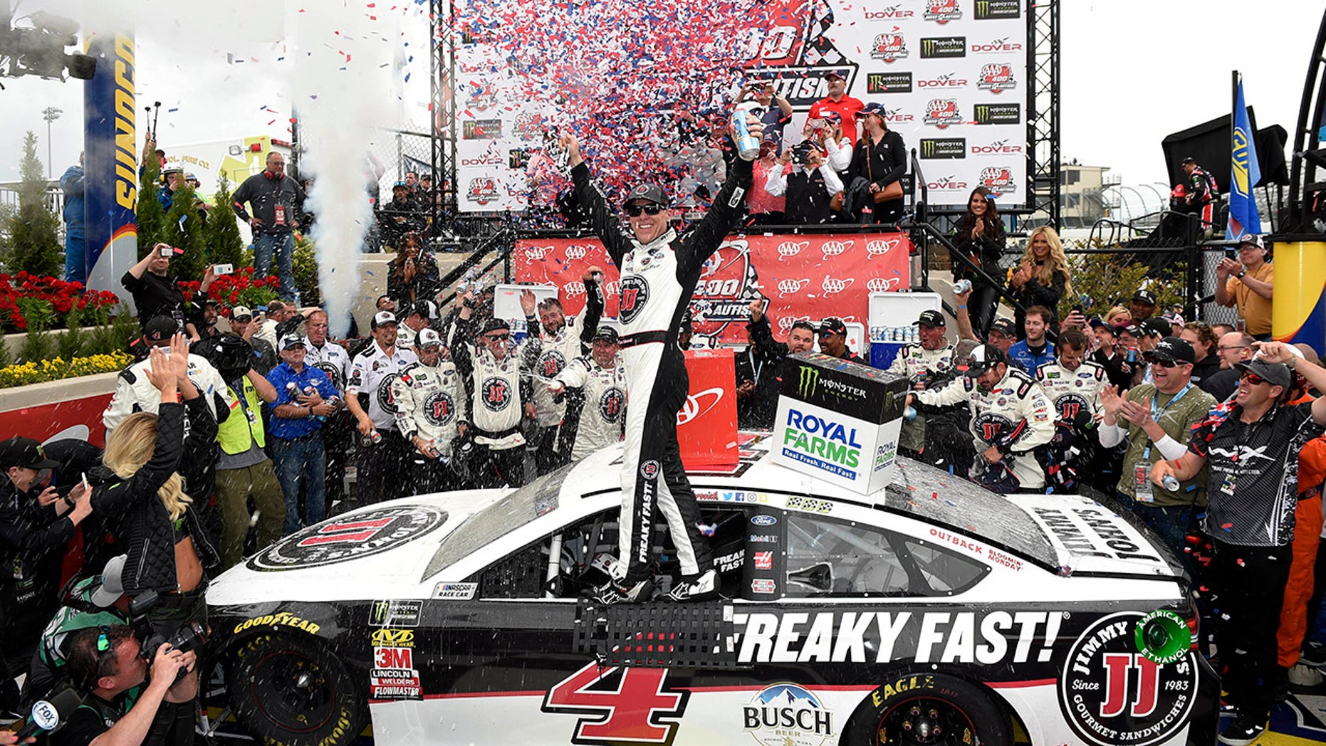 Kevin Harvick Wins Dover NASCAR Race For 4th Win Of The Season | Fox News