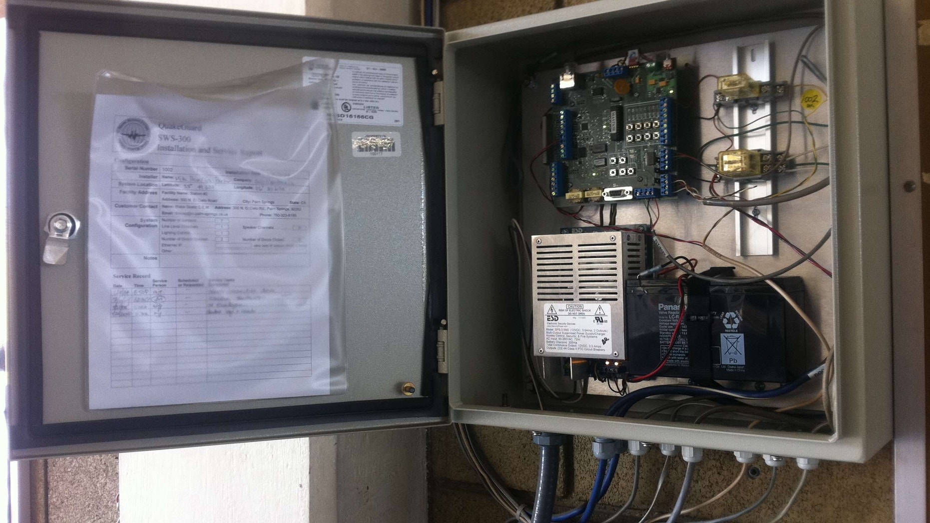 A state-of-the-art, first-in-the-world earthquake early warning system in now installed and operational in California.