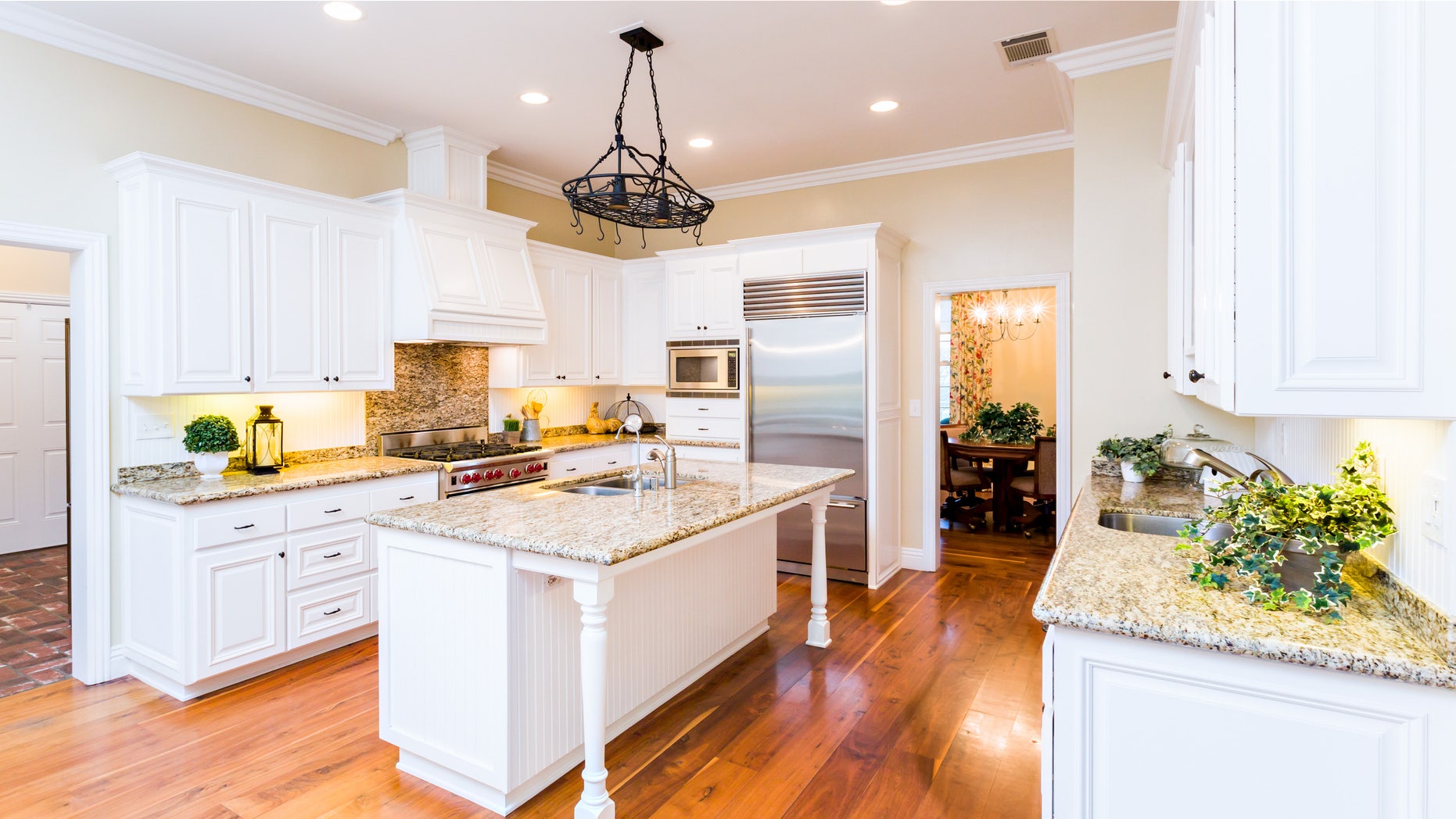 how-to-stage-a-kitchen