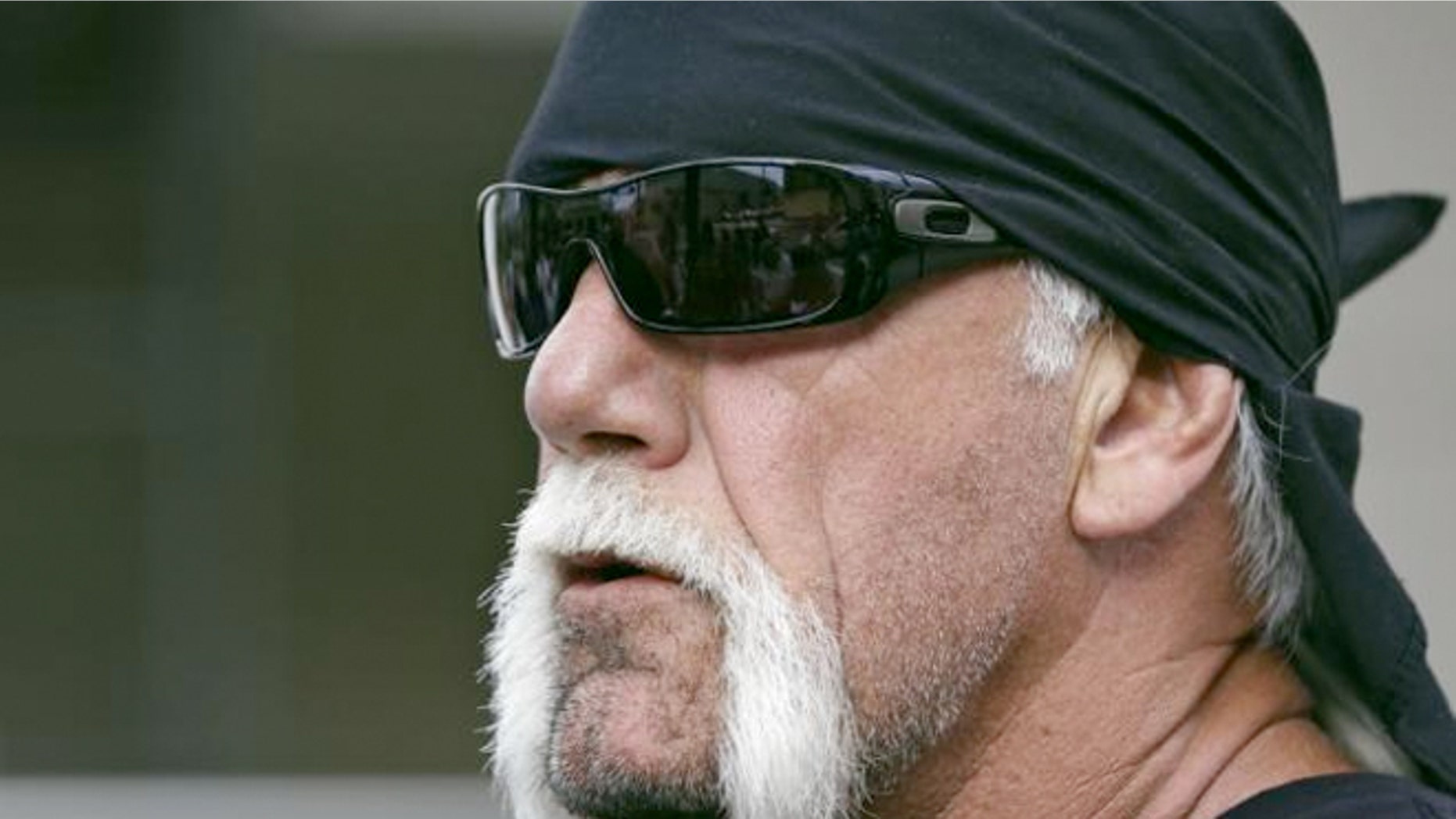 Hogan's Beach, described by the former pro wrestler as 'Hooters times 10," will open New Year's Eve.