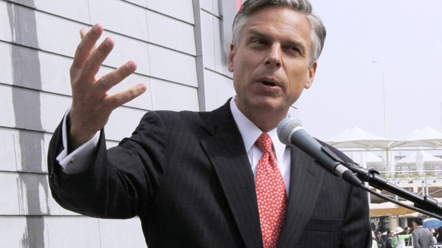 .S. ambassador to China, Jon Huntsman, speaks during the opening ceremony for the U.S. Pavilion at the Shanghai World Expo site in this May 1, 2010 file photo. (Reuters)