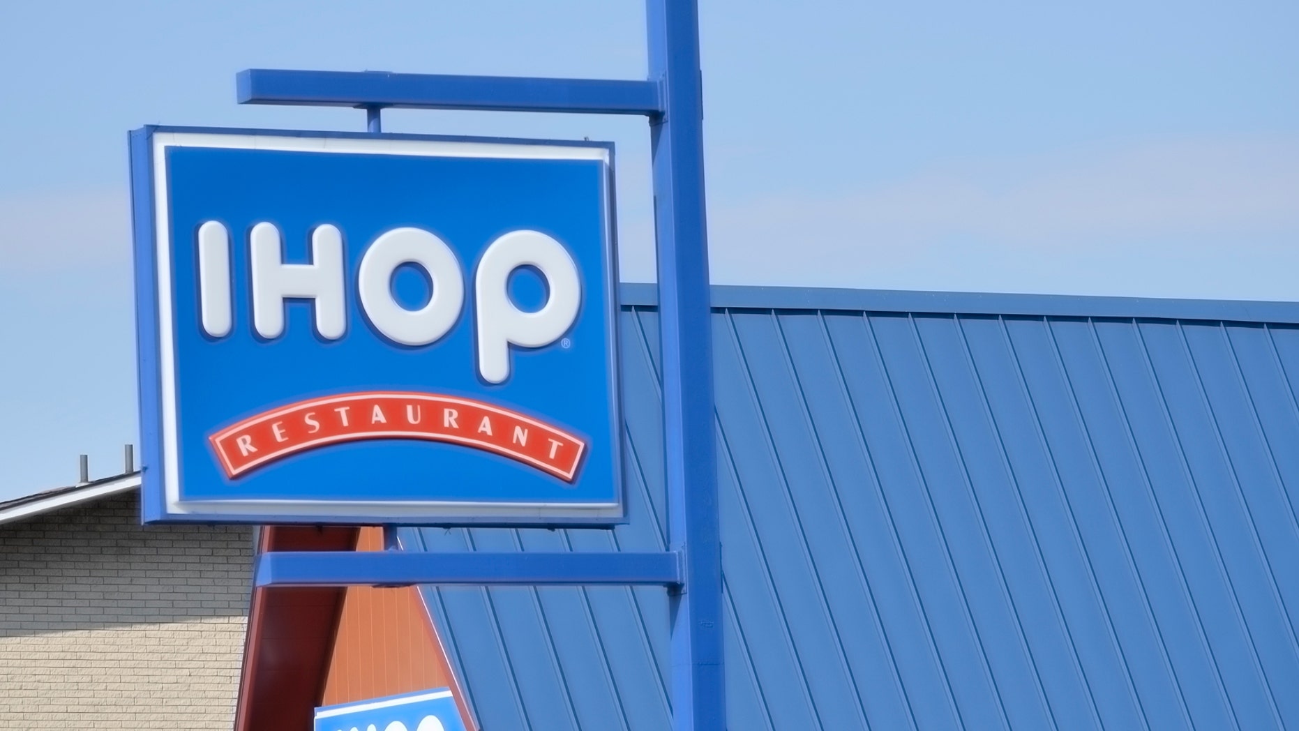An IHOP in Auburn, Maine is apologizing after a server asked a group of black teenagers to pay for their meal up front.