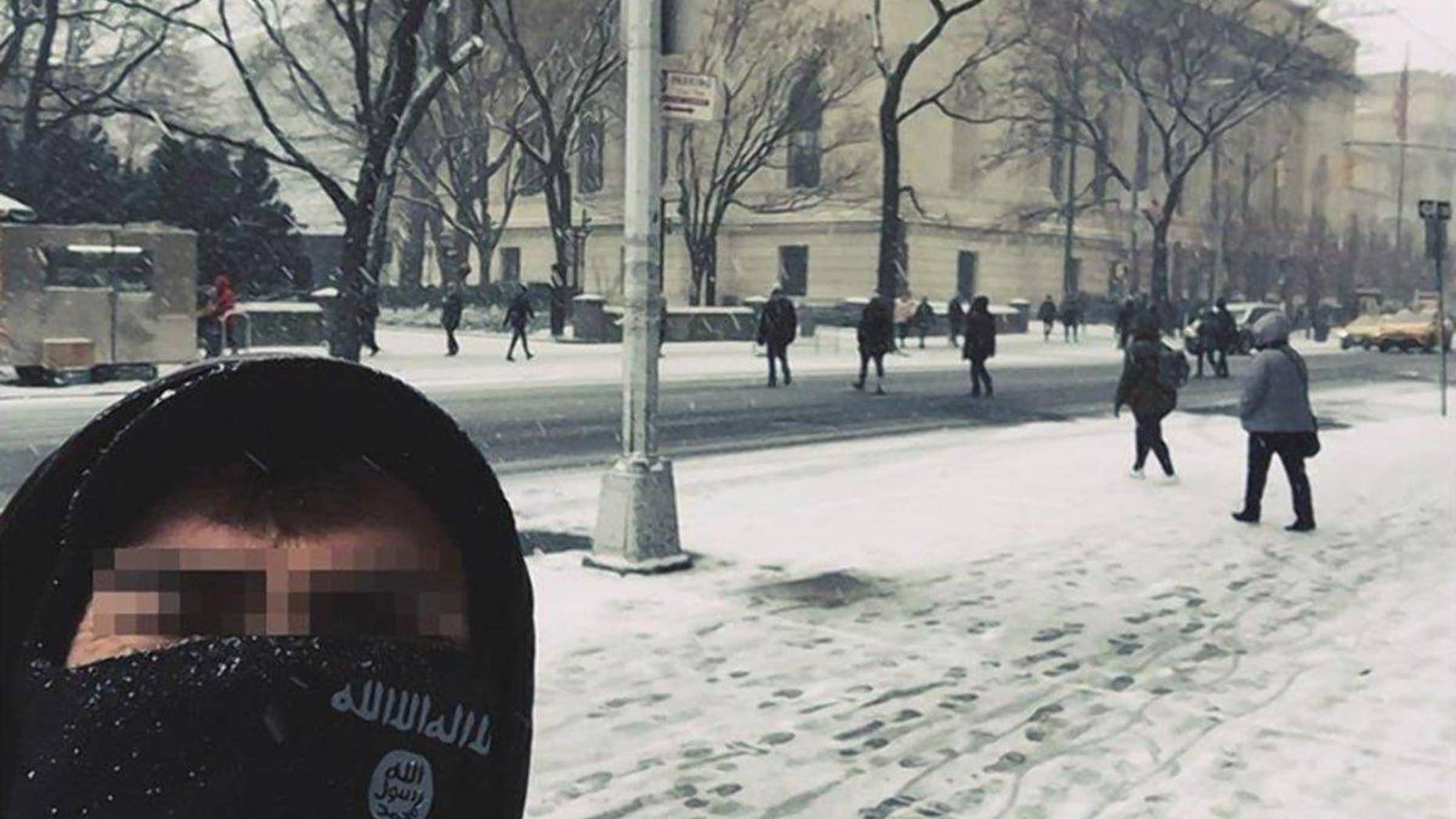 The New York City Police Department said it was looking into a photo that reportedly circulated on social media last weekend.