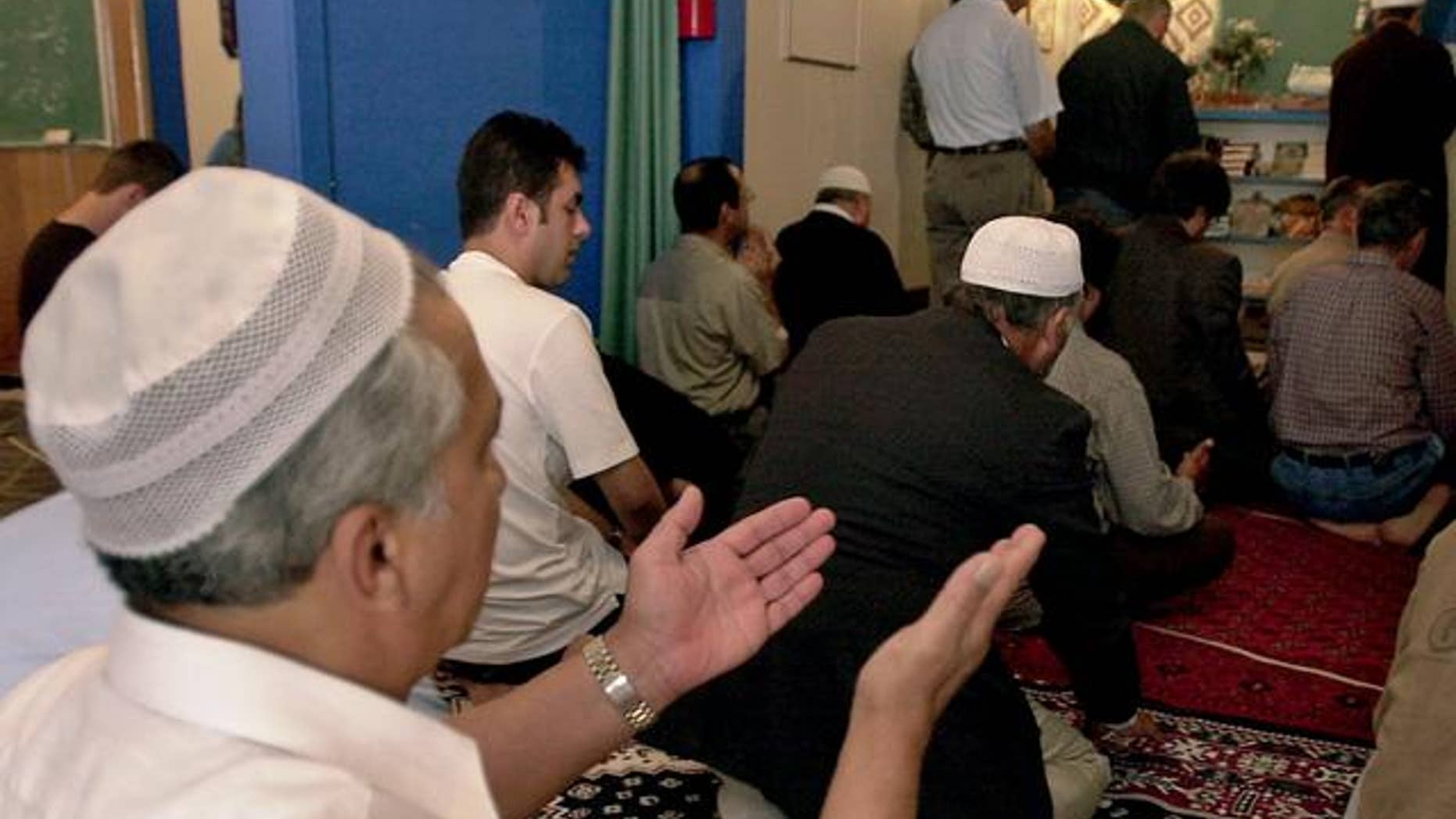 The U.S. Christian community is divided over whether or not to allow Muslims to use their churches as prayer space -- something that two Protestant churches have already done.