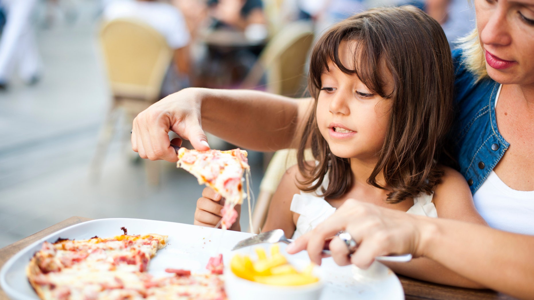 A pizza restaurant has made a polarizing decision to ban children from their restaurant after a scary event involving a child's safety.