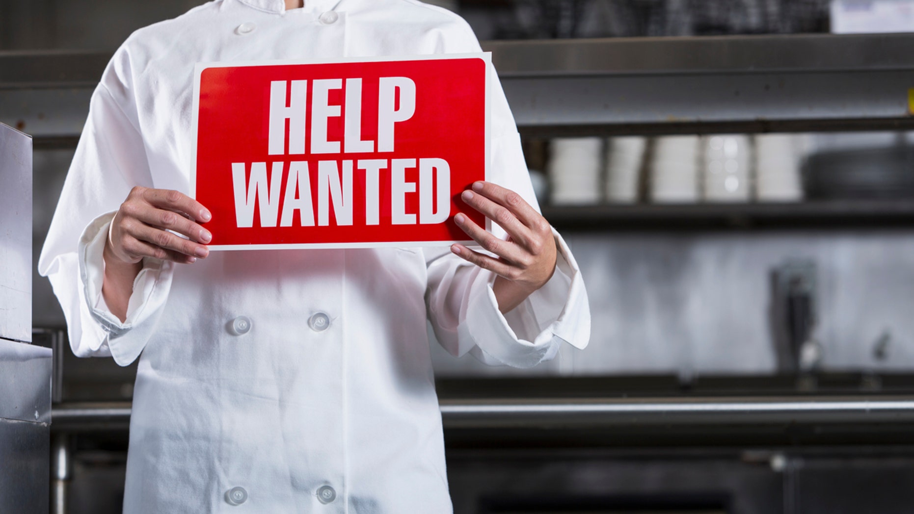 A southern restaurant in Texas is giving back to his community by hiring those in need.