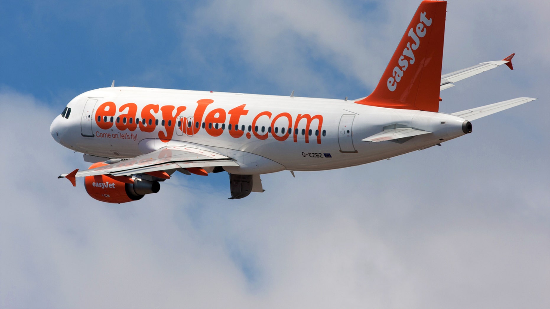‘Aggressive’ Easyjet passenger snaps phone in half, forces emergency landing