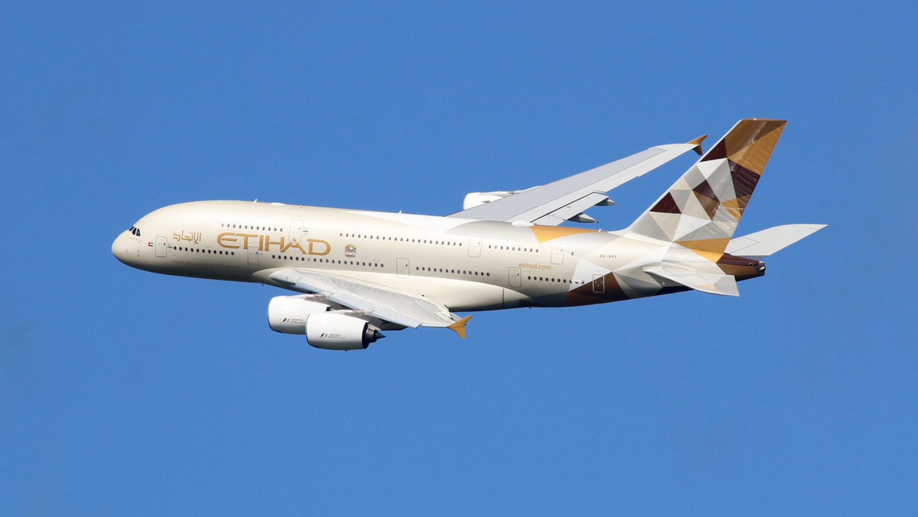 Etihad launches new payment plan for plane tickets.