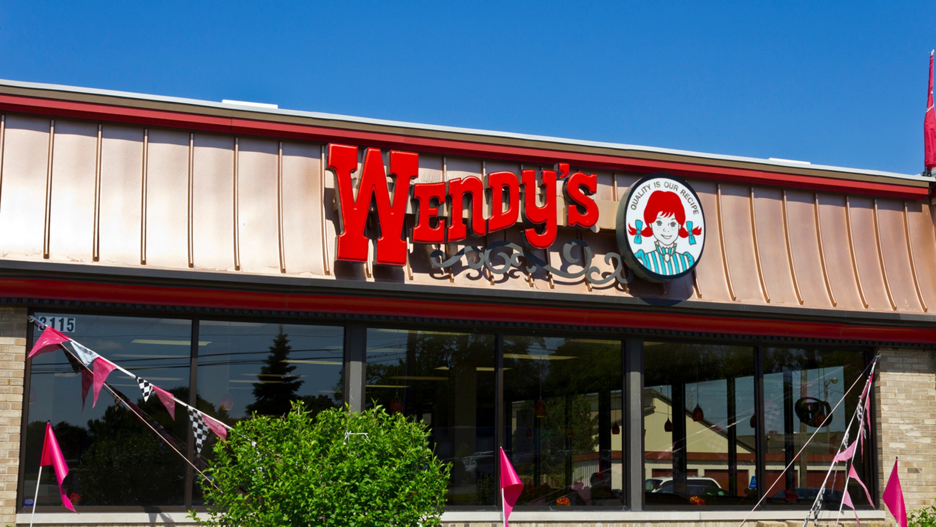 Twitter is getting a lot of enjoyment out of trolling Wendy's.