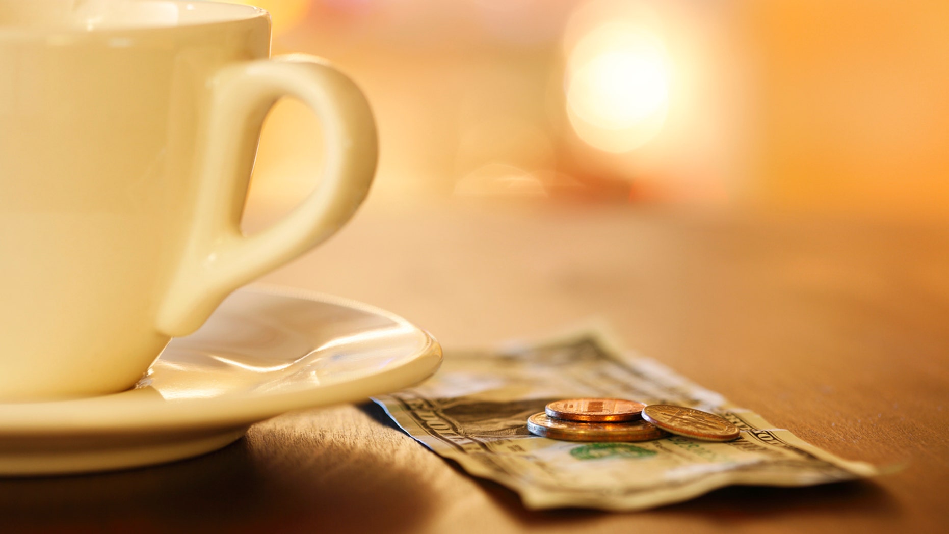 The internet is shocked by one Facebook user who decided that tormenting his waitress for her tip was a fun game to play.
