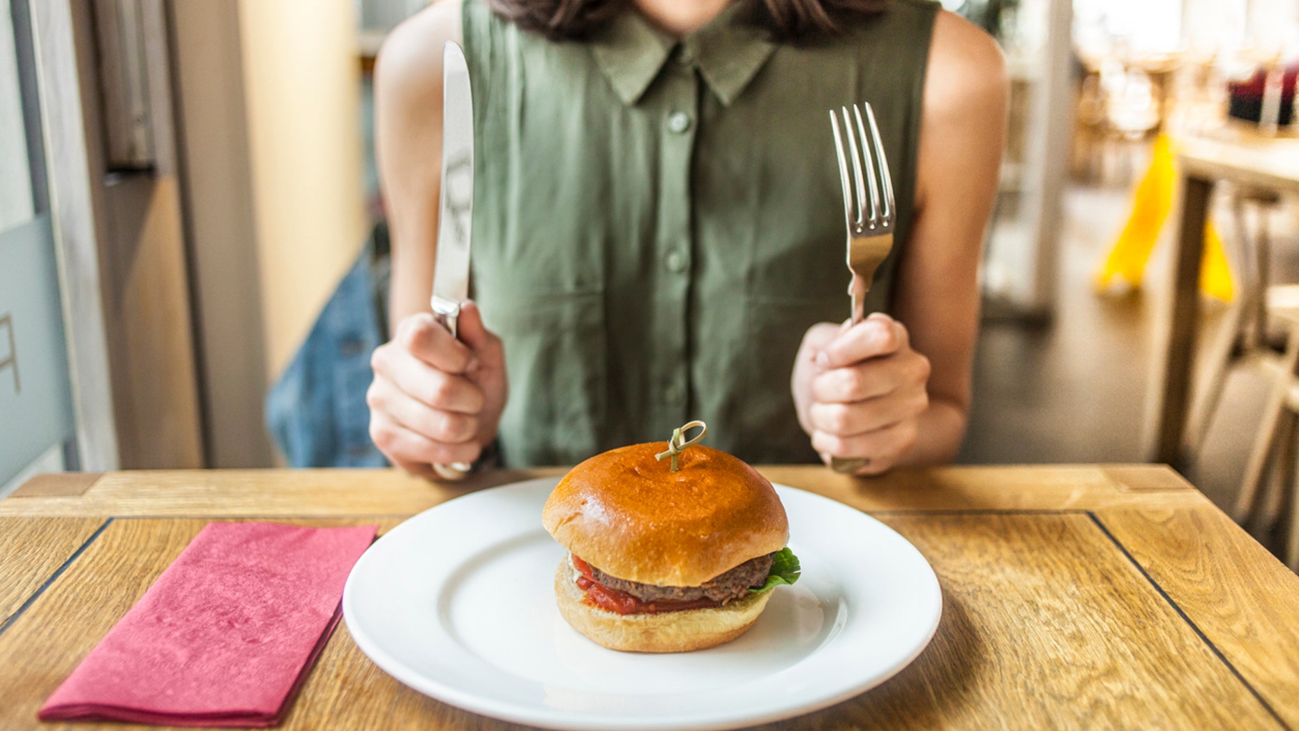 But new research suggests that you might be able to restore your burger’s splendor — by eating it with a fork.