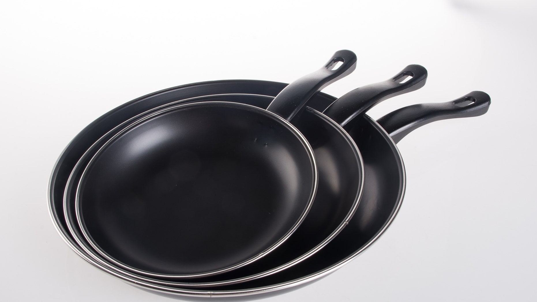 Harvard researchers have observed that the chemicals in nonstick pans could contribute to cancer, high cholesterol, and problems with immunity