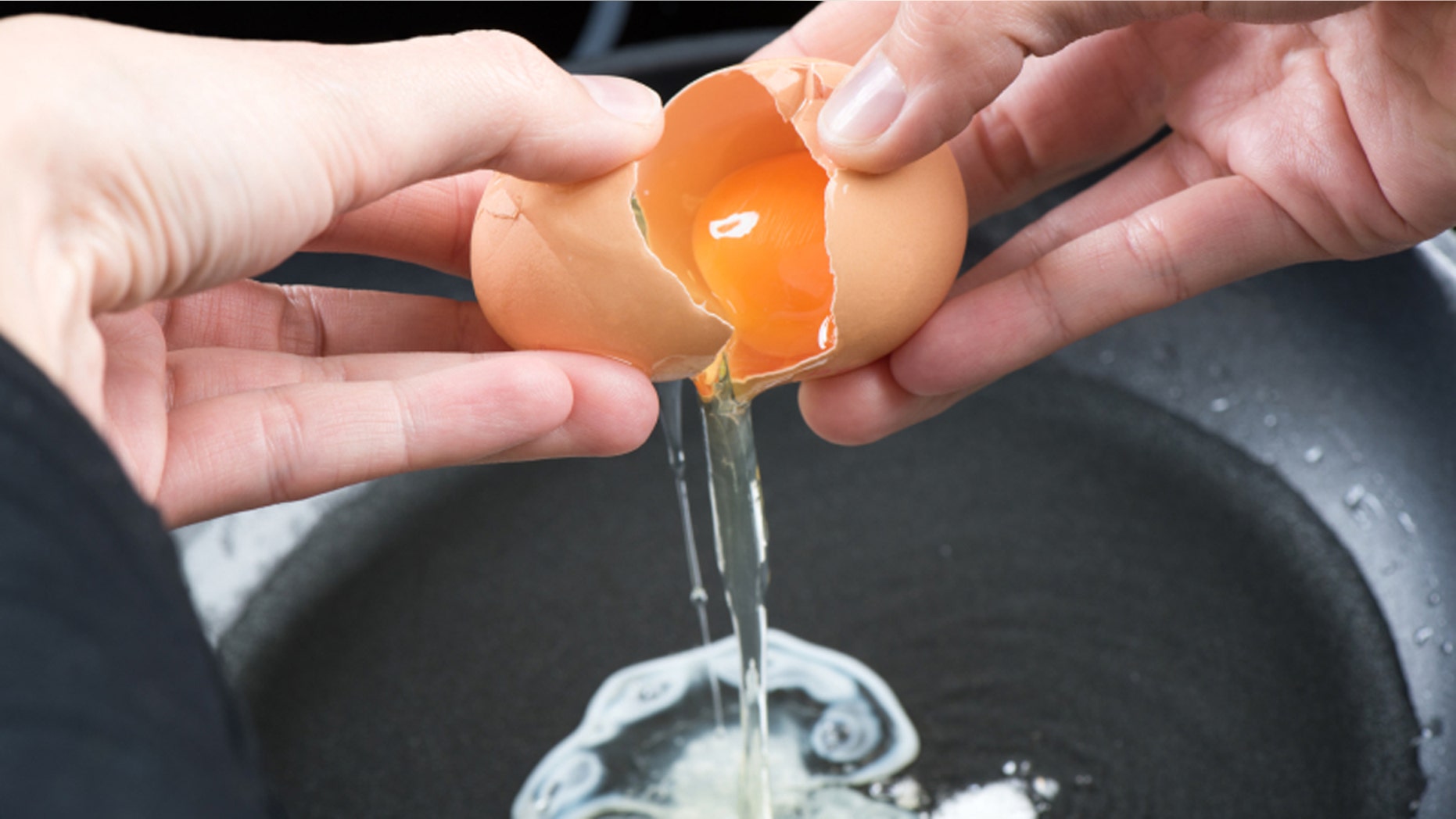 Are you cracking your eggs correctly?