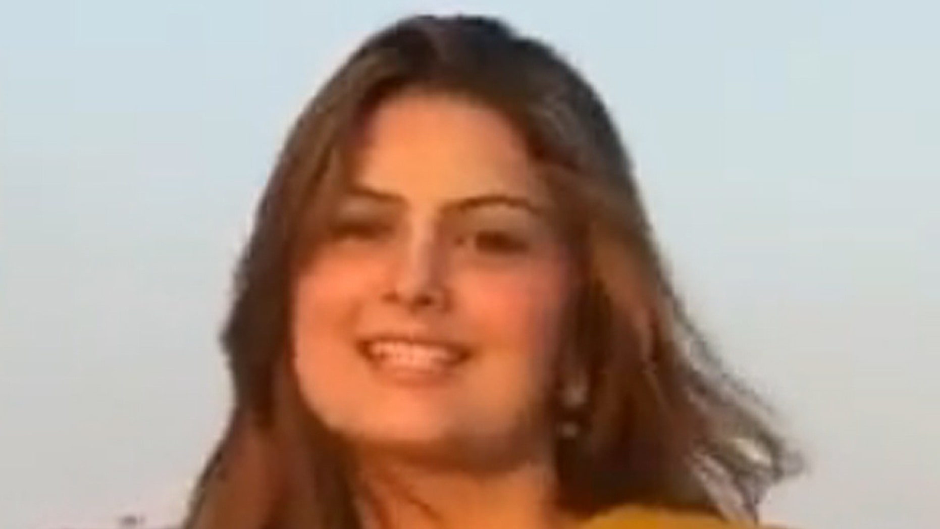 Popular Pakistani singer Ghazala Javed, 24, and her father were reportedly shot to death on Monday as they left a beauty parlor in northwest Paskistan. (YouTube)