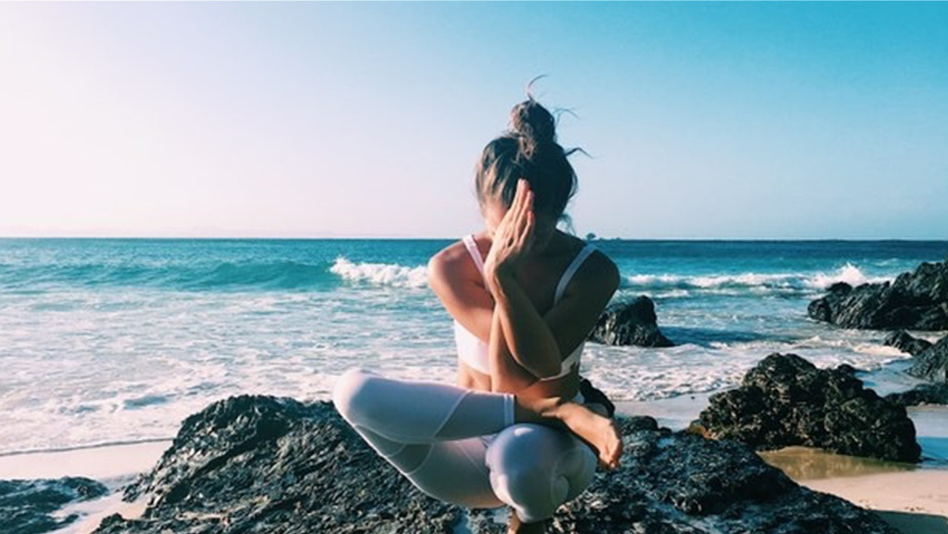 The 28-year-old blogger lost 42,000 followers when Instagram removed her account.