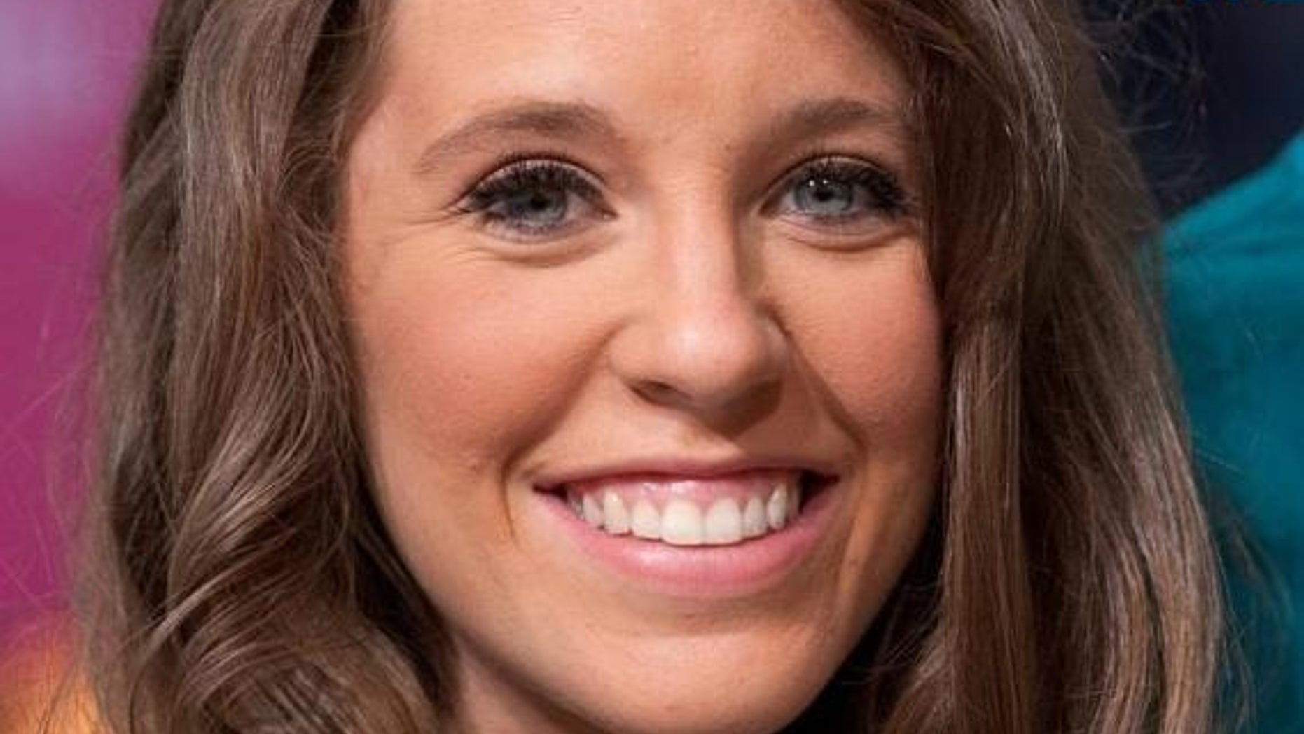 The former "19 Kids and Counting” and “Counting On” star shared a seven-ingredient salad dressing recipe to her blog.