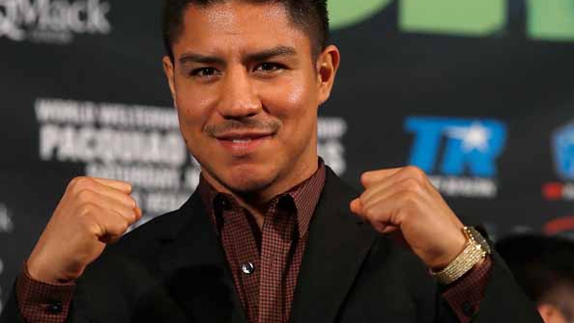 BEVERLY HILLS, CA - SEPTEMBER 08: Jessie Vargas poses during a press conference at the Beverly Hills Hotel on September 8, 2016 in Beverly Hills, California. (Photo by Josh Lefkowitz/Getty Images)
