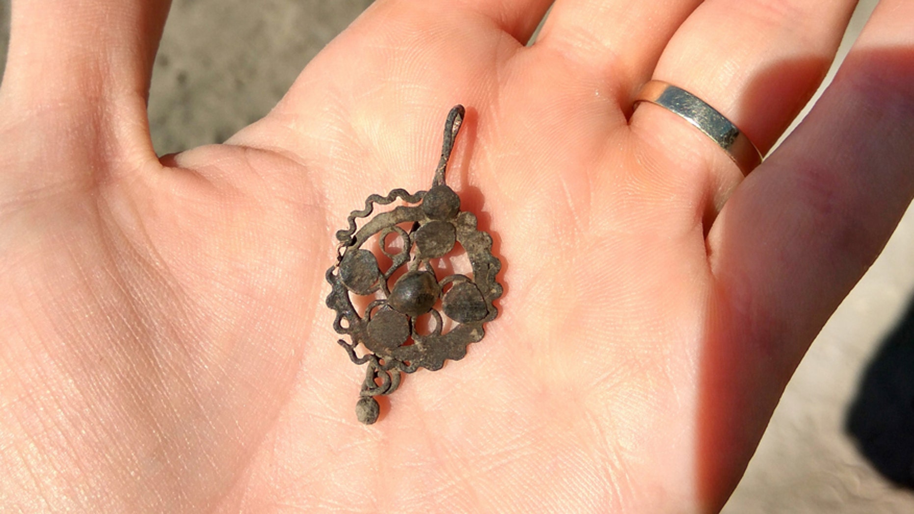 Women’s jewelry found in the kitchen in the Crusader tower. (Vered Bosidan, Israel Antiquities Authority)