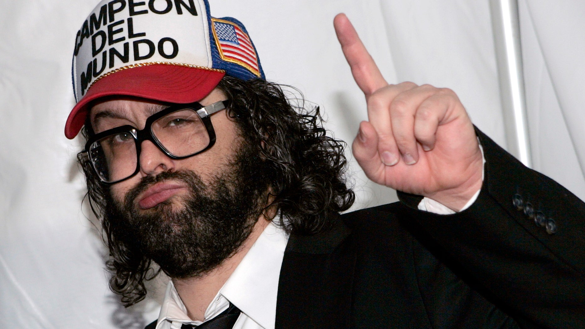 Actor Judah Friedlander from NBC's comedy series "30 Rock" arrives at the NBC Universal Experience as part of upfront week in New York on May 12, 2008. REUTERS/Shannon Stapleton (UNITED STATES) - RTX5MIZ