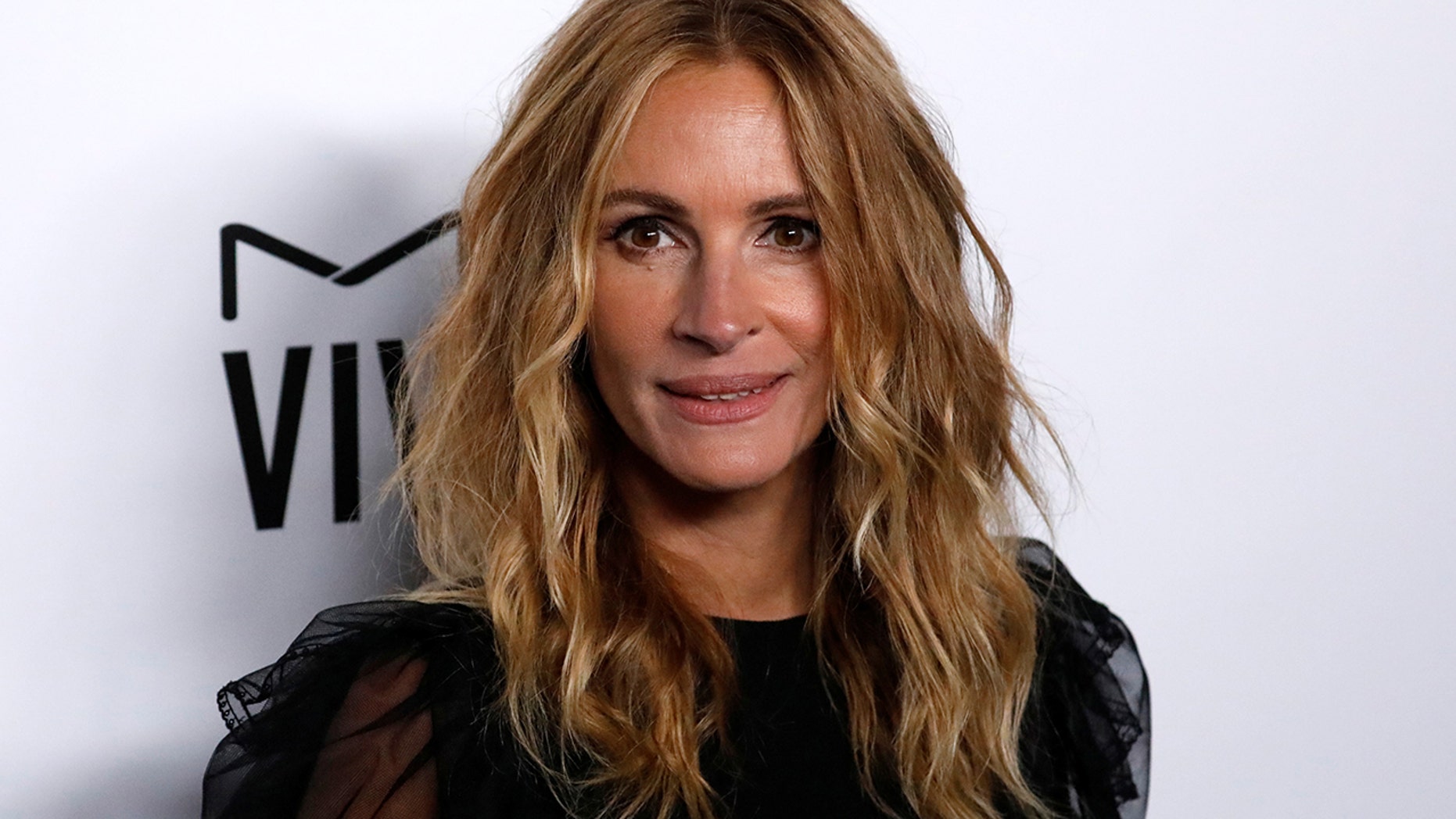 Next photo of Julia Roberts