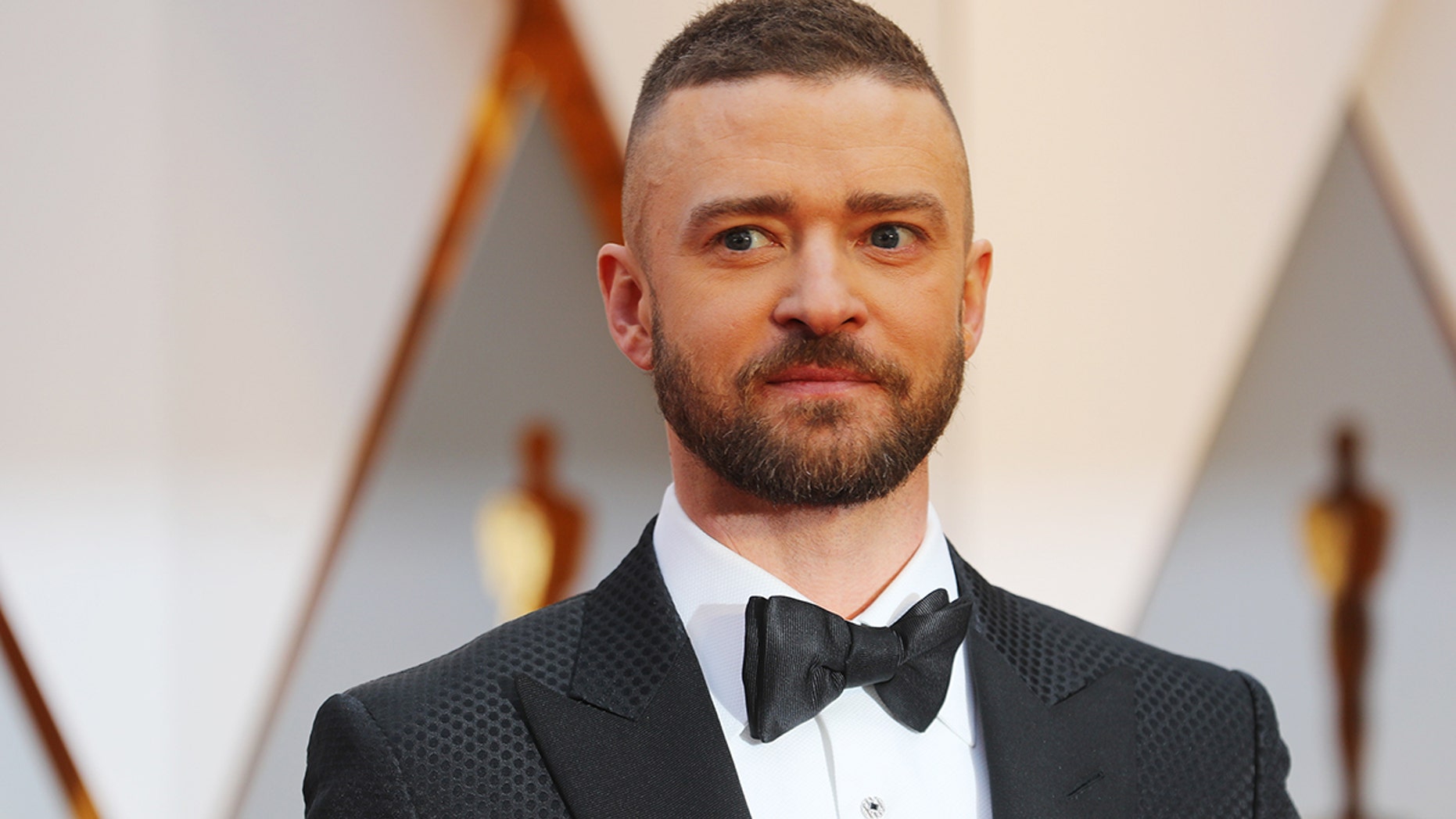 89th Academy Awards - Oscars Red Carpet Arrivals - Hollywood, California, U.S. - 26/02/17 - Singer Justin Timberlake. REUTERS/Mike Blake - HP1ED2R03000B