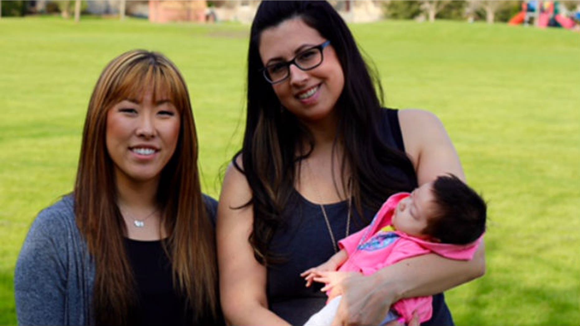Kelli (L) and Lisa (R) with baby Gemma (image courtesy subject)