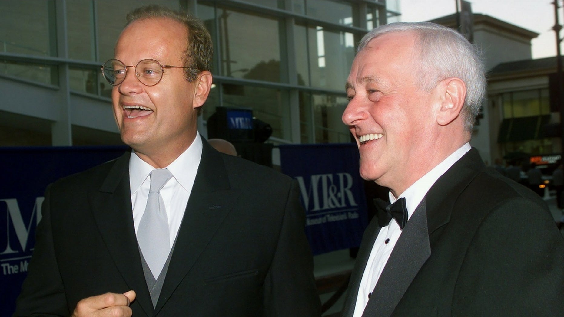 Kelsey Grammer mourned the passing of his "Frasier" co-star John Mahoney.