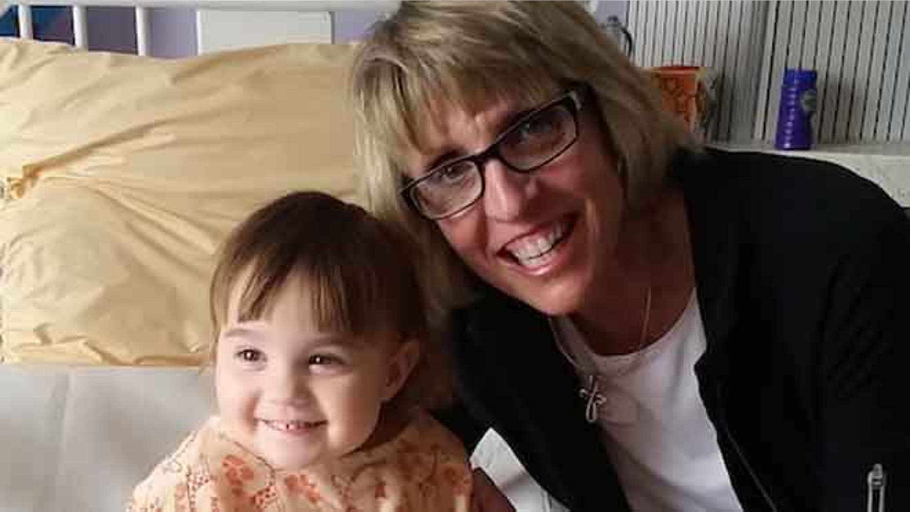 Cindy Smith, right, donated a kidney to her granddaughter Clara, left.