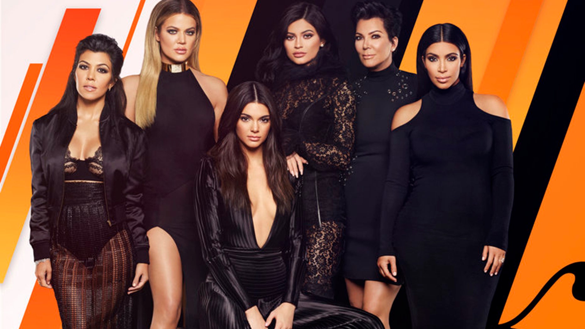 KEEPING UP WITH THE KARDASHIANS -- Season: 11 -- Pictured: (l-r) Kourtney Kardashian, Khloe Kardashian, Kendall Jenner, Kylie Jenner, Kris Jenner, Kim Kardashian West -- (Photo by: Brian Bowen Smith/E! Entertainment)