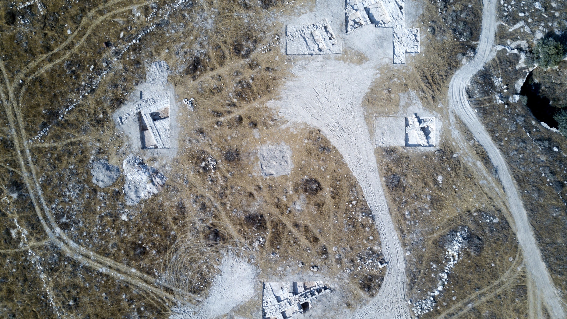 Area of the large structure, possibly a temple or palace, uncovered in the dig.