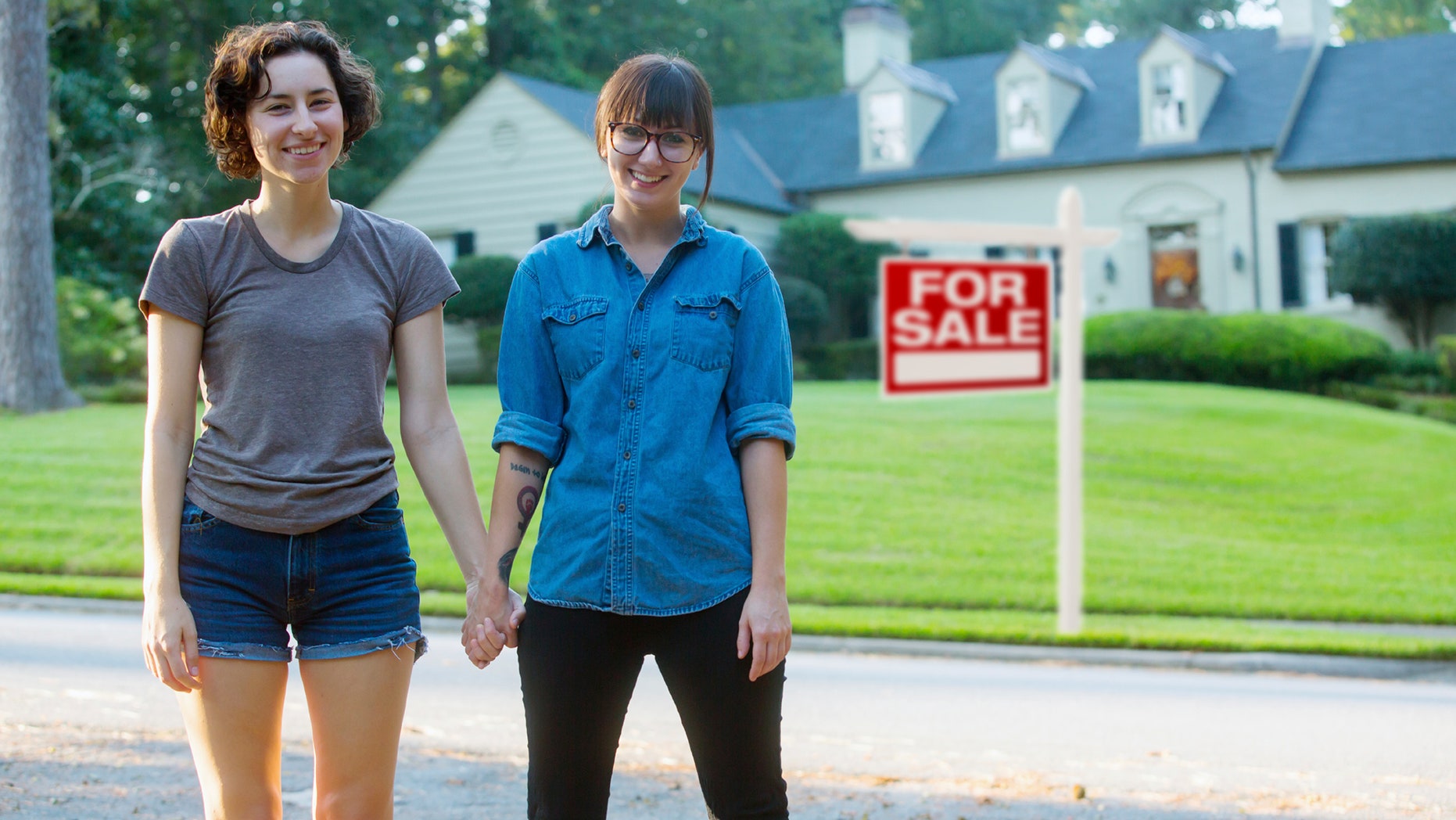 lady-house-buyers