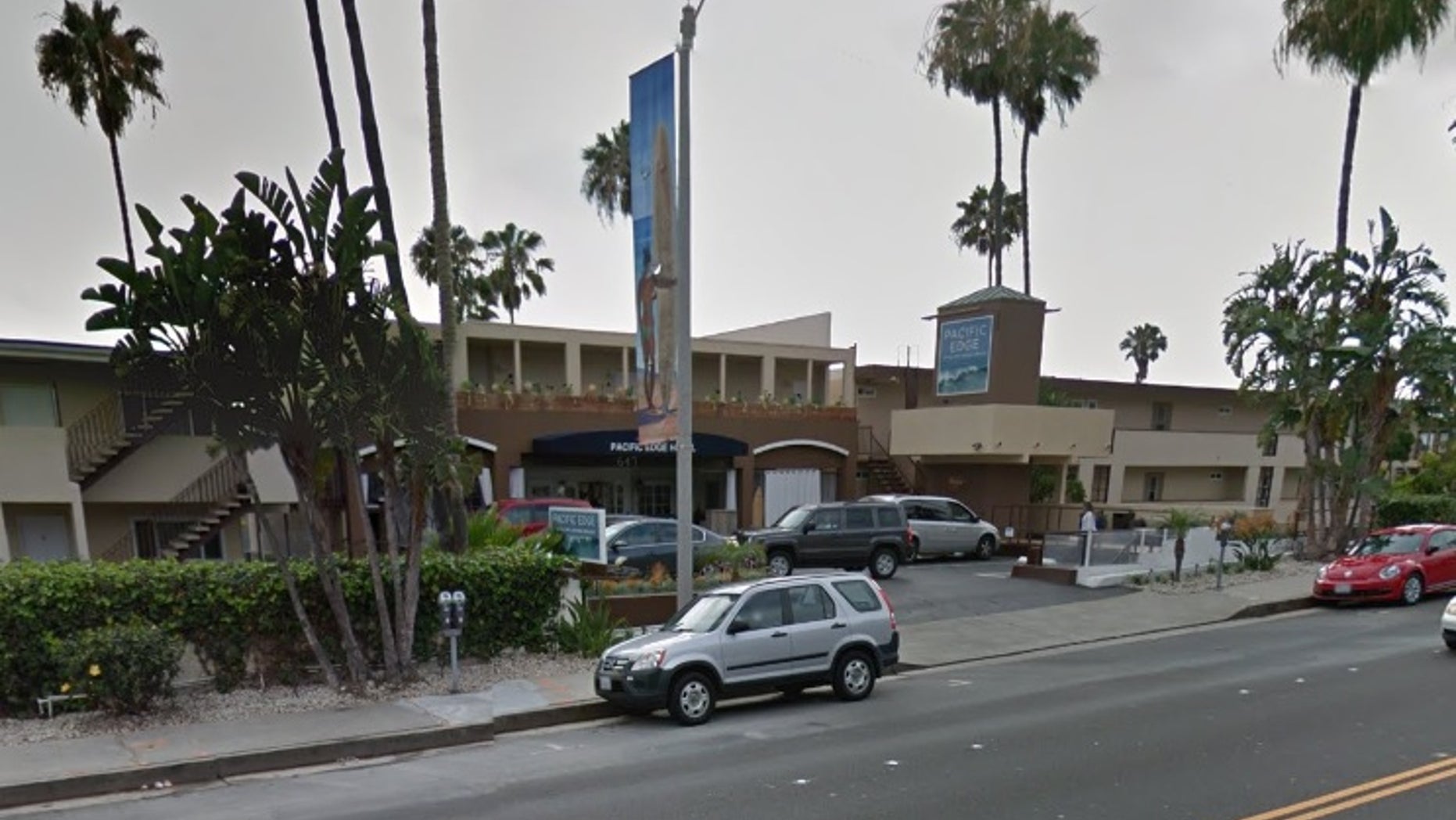 He tried the stunt at the Pacific Edge Hotel in Laguna Beach.